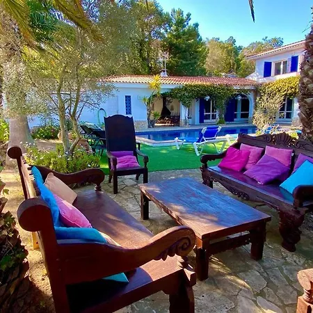 Los Arcos, Costa Brava: Total Privacy, Nature And Sea Views Villa *